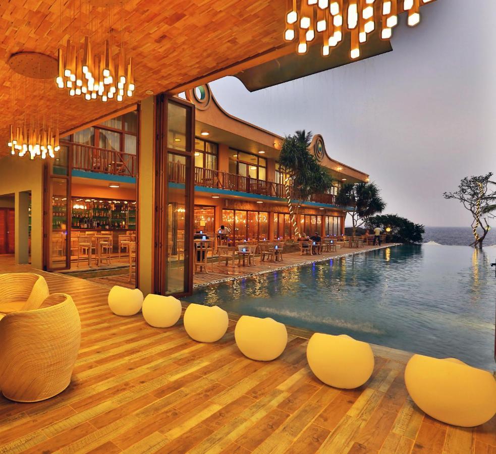 Thaproban Pavilion Resort And Spa Unawatuna Bagian luar foto
